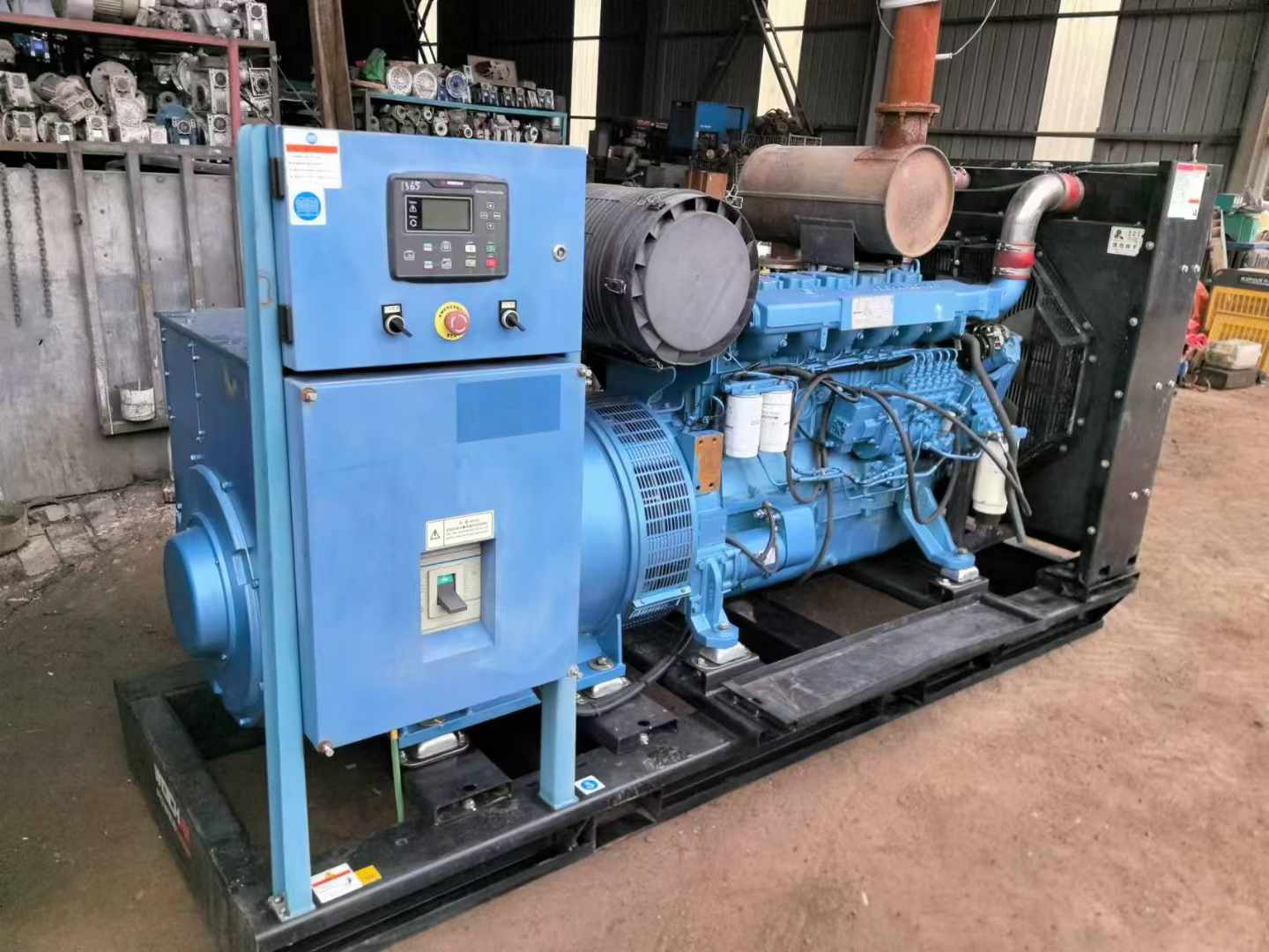 嫩江500kW 柴油发电机组可带动设备功率的计算公式是什么？